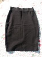 Zwart kort stretch koker rokje rok maat S 36 AMISU, Zwart, Ophalen of Verzenden, Zo goed als nieuw, Maat 36 (S)