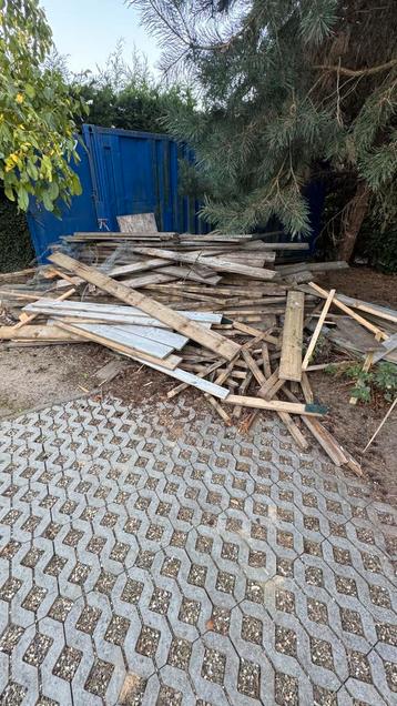 STIJGERHOUT GRATIS OPHALEN beschikbaar voor biedingen