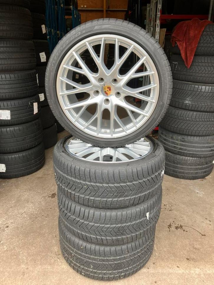 21 inch originele Porsche Panamera velgen met winterbanden, Auto-onderdelen, Banden en Velgen, Banden en Velgen, Winterbanden