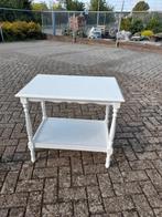 Mooie witte brothee tafeltje, Huis en Inrichting, Tafels | Bijzettafels, Ophalen, Zo goed als nieuw, 75 cm of meer, 60 cm of meer