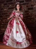 Prachtige pop Romantische jonge vrouw met gobelin jurk, Ophalen, Zo goed als nieuw, Pop