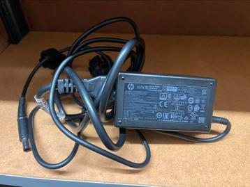 HP Laptop Oplader / Adapter 65W zo goed als nieuw beschikbaar voor biedingen