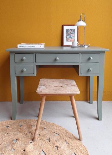 Vintage sidetable, bureau, kaptafel, tafeltje, tafel  beschikbaar voor biedingen