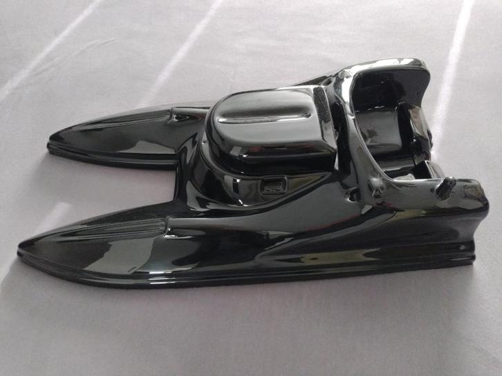 Voerboot casco nieuw, Watersport en Boten, Hengelsport | Karpervissen, Nieuw, Overige typen, Ophalen of Verzenden