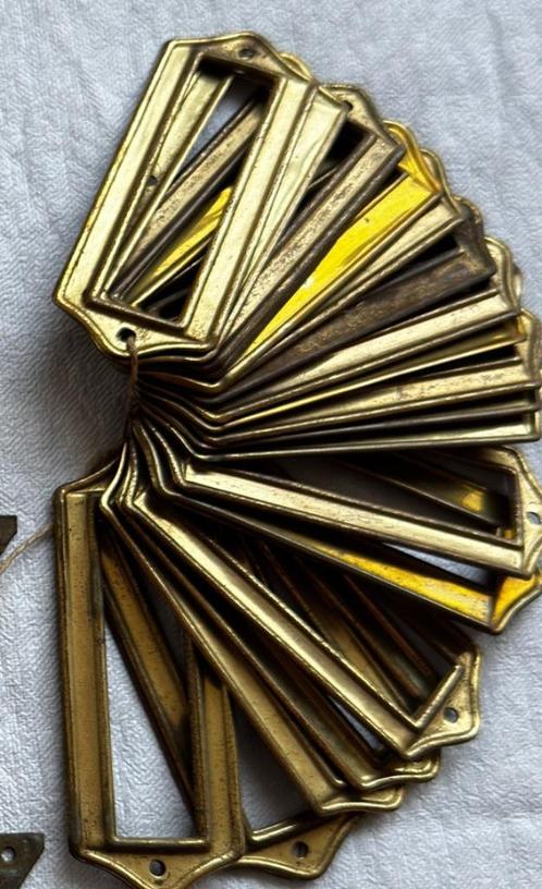 Metalen grepen en naambadgehouders, Antiek en Kunst, Antiek | Overige Antiek, Ophalen of Verzenden