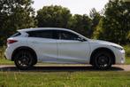 Infiniti Q30 1.6t Aut7 Sport ✅ LED ✅ Pano ✅ Leder, Stof, Gebruikt, 700 kg, Wit