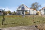 Luxe instapklare vakantievilla aan open vaarwater, Huizen en Kamers, Recreatiewoningen te koop, 119 m², Villa, Friesland, 4 slaapkamers