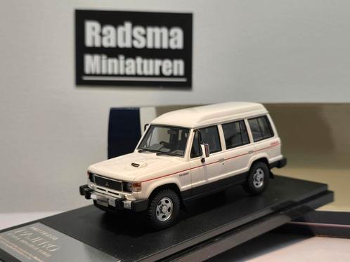 Mitsubishi Pajero wagon xl 1988 - wit - 1:43 Hi-Story, Hobby en Vrije tijd, Modelauto's | 1:43, Nieuw, Auto, Ophalen of Verzenden