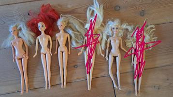 Verschillende barbies beschikbaar voor biedingen