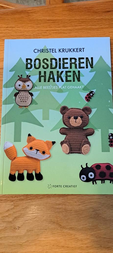 Christel Krukkert - Bosdieren haken, Boeken, Hobby en Vrije tijd, Nieuw, Breien en Haken, Ophalen of Verzenden
