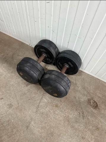 Ivanko 2*30 kg dumbells / halters / gewichten / rubber beschikbaar voor biedingen