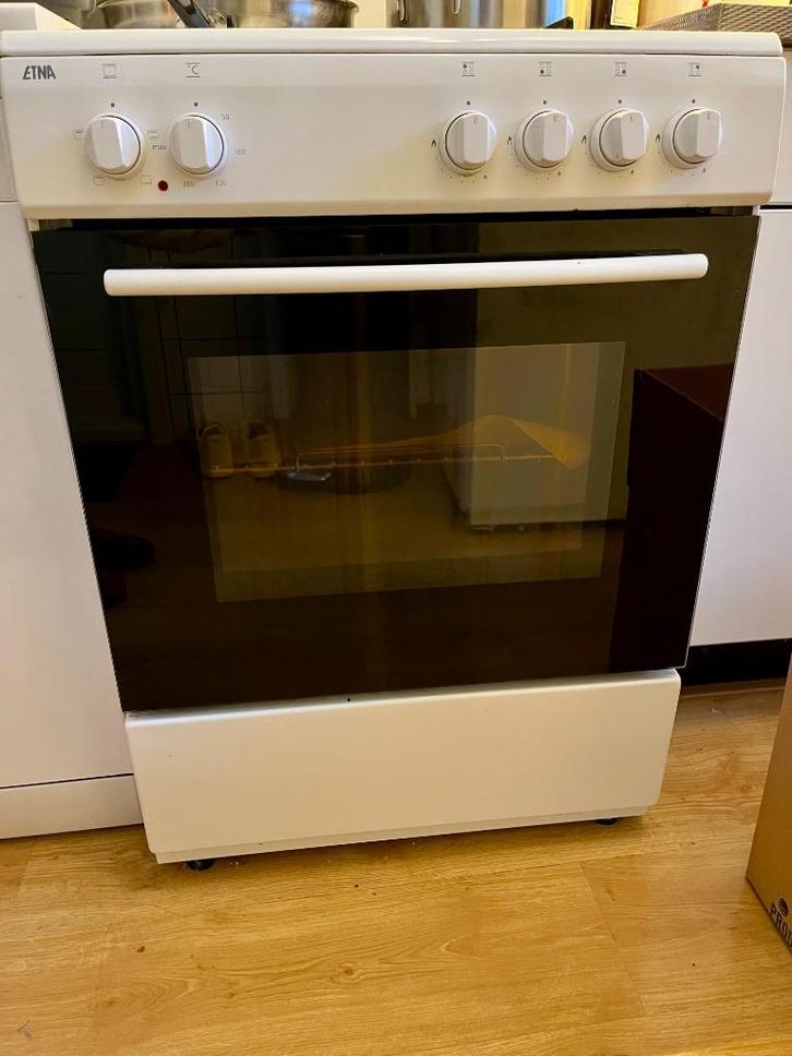 Etna gasfornuis oven combinatie, Witgoed en Apparatuur, Fornuizen, Gebruikt, Tussenbouw, Gas, 4 kookzones, 85 tot 90 cm, 45 tot 60 cm