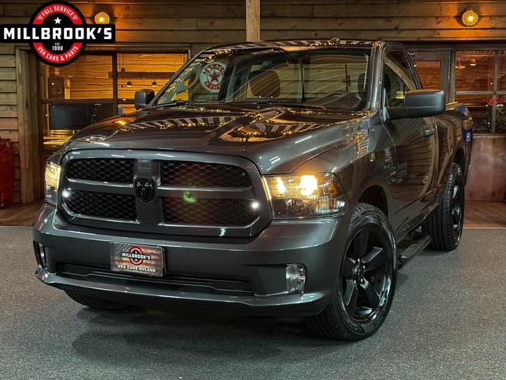 Dodge RAM 1500 5.7 V8 Single Cab Classic, 1e eigenaar, LPG,, Auto's, Bestelauto's, Bedrijf, Te koop, 4x4, ABS, Achteruitrijcamera