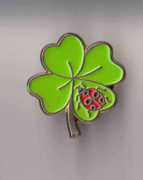 Klavertje Vier met Lieveheersbeestje pin, Verzamelen, Speldjes, Pins en Buttons, Gebruikt, Speldje of Pin, Overige onderwerpen