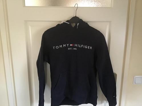 Donkerblauwe Tommy Hilfiger hoodie, maat S, Kleding | Heren, Truien en Vesten, Zo goed als nieuw, Maat 46 (S) of kleiner, Blauw
