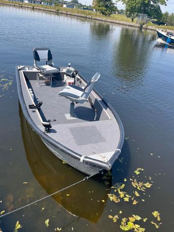 Dit weekend ophalen voor 2500 met trailer beschikbaar voor biedingen