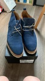Nieuwe half hoge herenschoenen maat 45, Ophalen of Verzenden, Zo goed als nieuw, Blauw