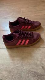 Schoenen Adidas, Ophalen, Zo goed als nieuw, Jongen of Meisje, Schoenen