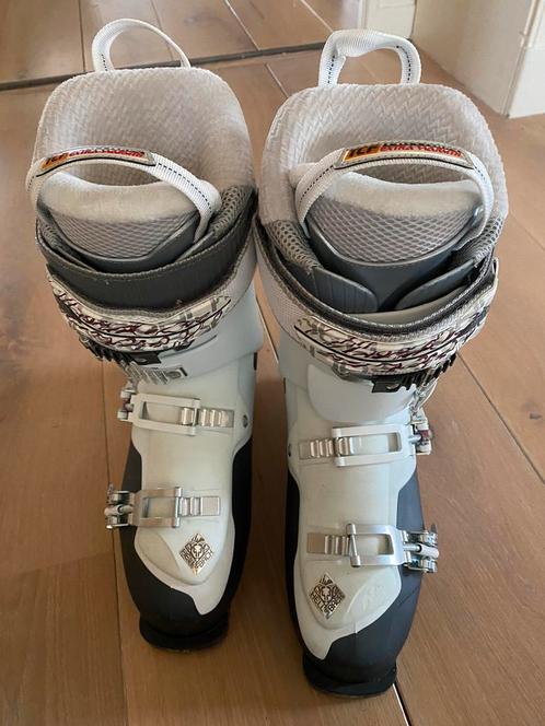 Nordica dames  skischoen 1x gebruikt maat 42, Sport en Fitness, Skiën en Langlaufen, Zo goed als nieuw, Schoenen, Nordica, Ophalen