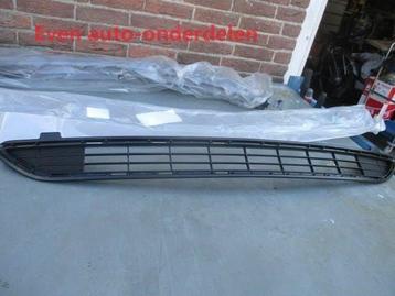 bumper onder grille RAV 4 beschikbaar voor biedingen