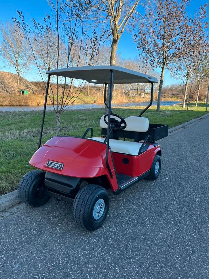 Prachtige electrische golfkar met bakje achterop, Sport en Fitness, Golf, Zo goed als nieuw, Golfkar, Ophalen of Verzenden