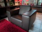 Fauteuil donkerbruin leer, Huis en Inrichting, Fauteuils, Ophalen, Zo goed als nieuw, 75 tot 100 cm, Leer