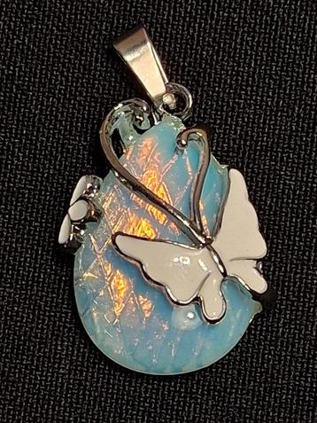 druppelvorm hanger opaliet beschikbaar voor biedingen