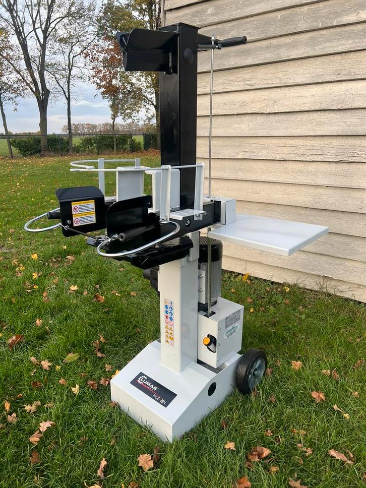 Nieuwe houtklover van het merk Lumag, div. uitvoeringen., Tuin en Terras, Kloofmachines, Nieuw, Staand, Elektrisch, Ophalen of Verzenden