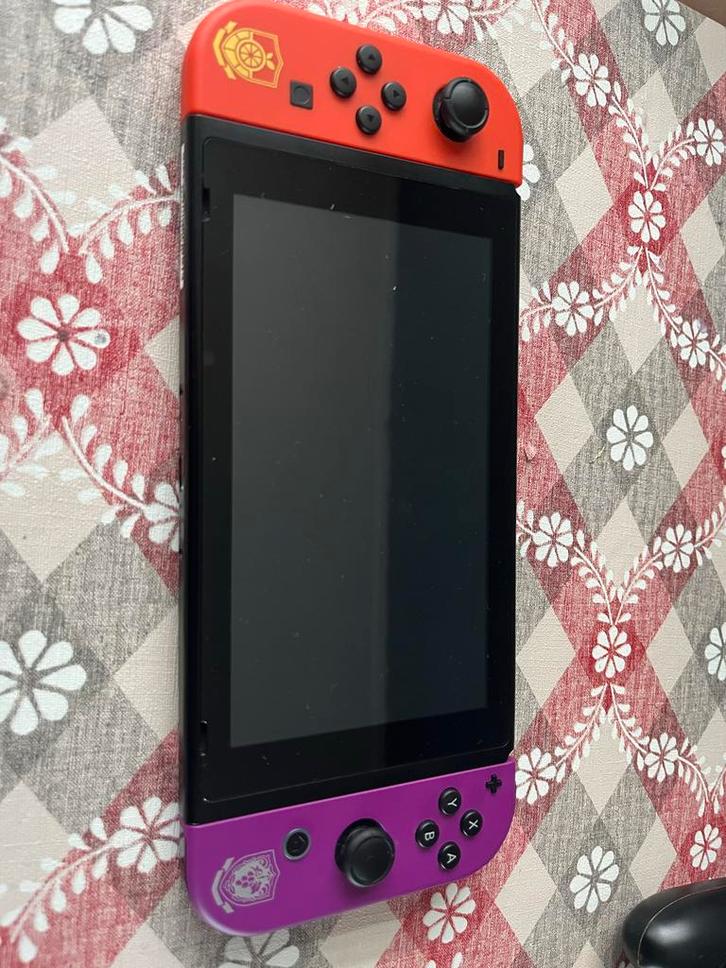 Nintendo Switch Original - Custom Joy-Cons, Spelcomputers en Games, Spelcomputers | Nintendo Switch, Zo goed als nieuw, Switch Original