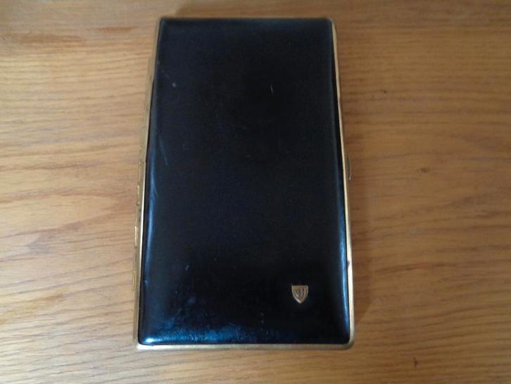 v.H 1912 VOM HOFE MANUFAKTUR sigaretten/sigaartjes leren box, Verzamelen, Rookartikelen, Aanstekers en Luciferdoosjes, Gebruikt