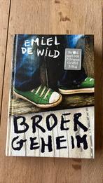 Emiel de Wild - Broergeheim, Ophalen of Verzenden, Zo goed als nieuw, Emiel de Wild