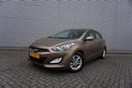 Hyundai i30 1.6 GDI i-Vision Airco / Navi / Cruise / Parkeer, Auto's, Voorwielaandrijving, Euro 5, 1591 cc, 4 cilinders