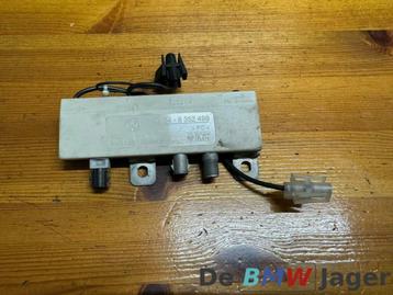 Antenne versterker BMW 5-serie E39 7-serie E38 65248352499 beschikbaar voor biedingen