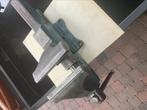Heuer bankschroef.., Doe-het-zelf en Verbouw, Werkbanken, Ophalen, Gebruikt, Minder dan 70 cm, Bankschroef