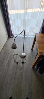Stijlvolle LED Leeslamp - Staande Lamp, Huis en Inrichting, Lampen | Vloerlampen, Ophalen, Gebruikt, Metaal, 100 tot 150 cm