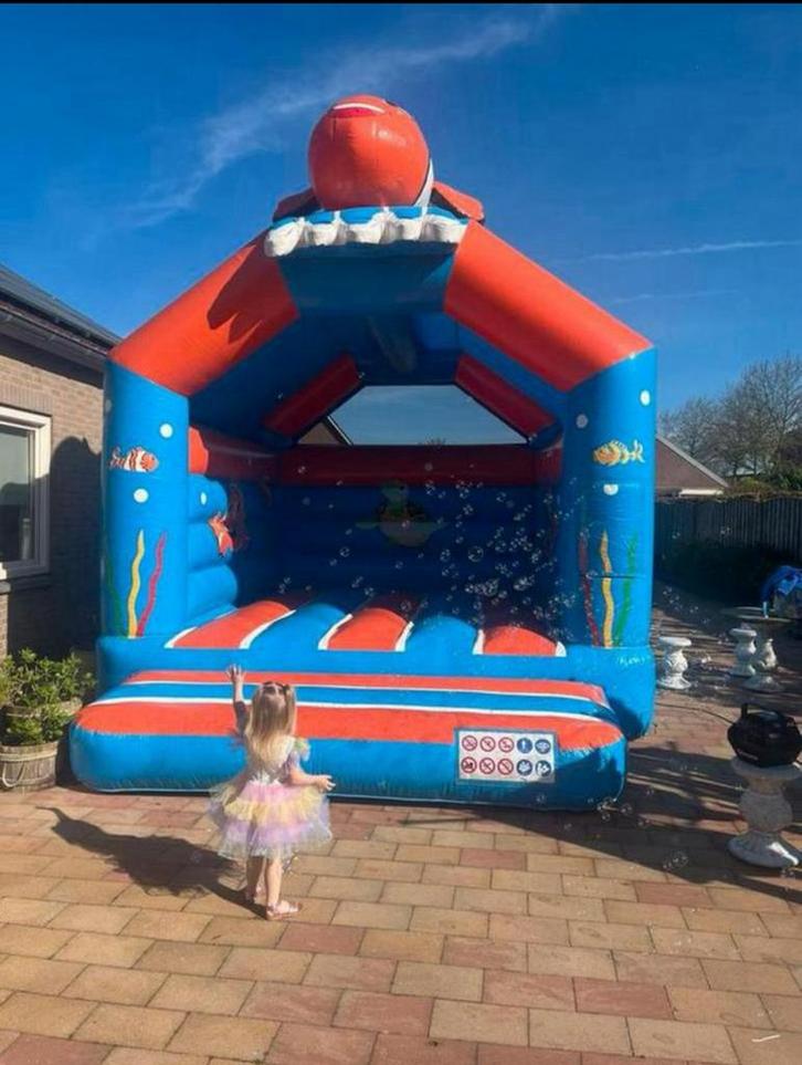 Te huur springkussens vanaf 65euro, Hobby en Vrije tijd, Feestartikelen | Verhuur, Zo goed als nieuw, Overige, Ophalen of Verzenden