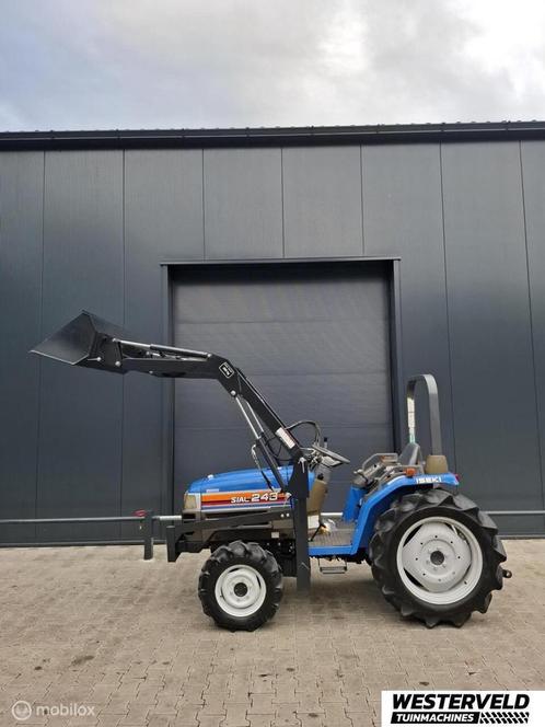 Gebruikte Iseki Sial 243 mini tractor met voorlader 24 pk, Zakelijke goederen, Agrarisch | Tractoren, Overige merken, Gebruikt