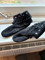 Minnetonka zwart mt 39/40, Kleding | Dames, Schoenen, Zwart, Overige typen, Ophalen of Verzenden, Gedragen