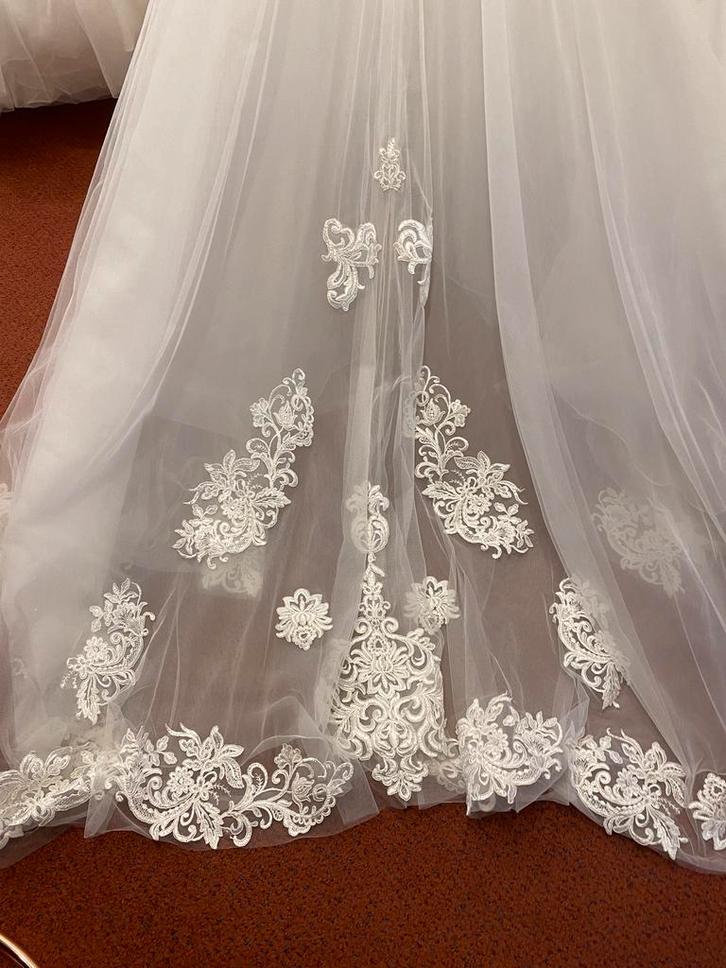 UITVERKOOP! Kortingen t/m 75%! Gratis toegang OP=OP!, Kleding | Dames, Trouwkleding en Trouwaccessoires, Nieuw, Trouwjurk, Wit