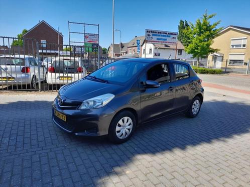Toyota Yaris 1.3 VVT-i Now, Auto's, Toyota, Particulier, Te koop, Yaris, ABS, Airbags, Airconditioning, Boordcomputer, Centrale vergrendeling