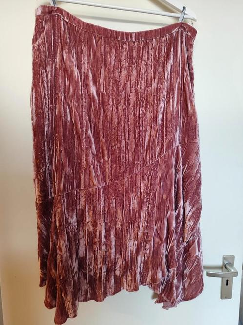 Gerry Weber velours rok met 46, Kleding | Dames, Rokken, Zo goed als nieuw, Maat 46/48 (XL) of groter, Roze, Onder de knie, Ophalen of Verzenden