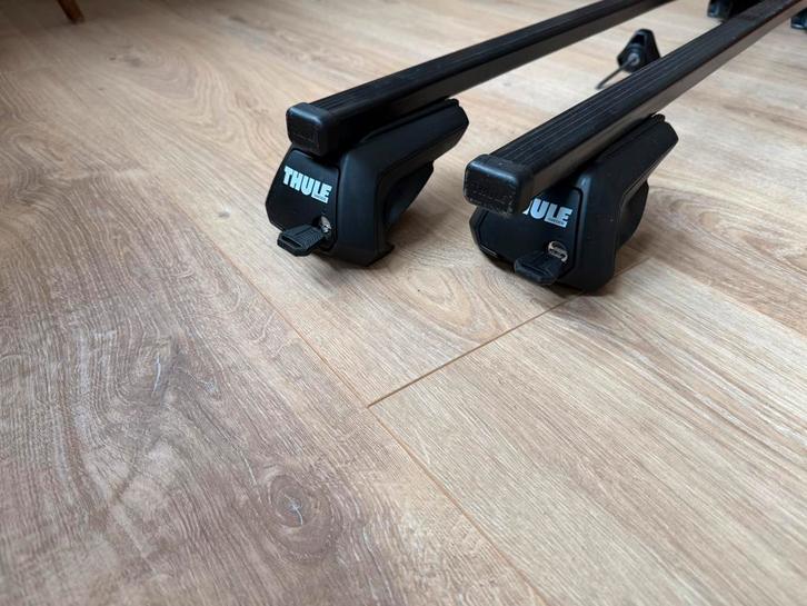 Thule dakdragers, Auto diversen, Dakdragers, Zo goed als nieuw, Ophalen