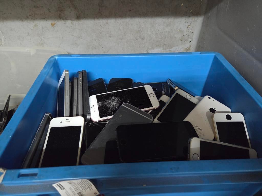 Grote partij Android en apple telefoons, Telecommunicatie, Mobiele telefoons | Samsung, 32 GB, Ophalen of Verzenden, Zwart