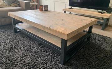 Salontafel hout met staal. 90x140 beschikbaar voor biedingen