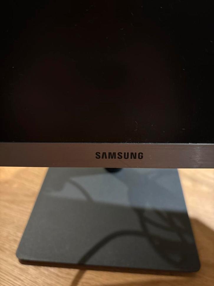 Samsung S24R650FDU 24" Full HD Monitor, Computers en Software, Monitoren, Zo goed als nieuw, 61 t/m 100 Hz, HDMI, In hoogte verstelbaar