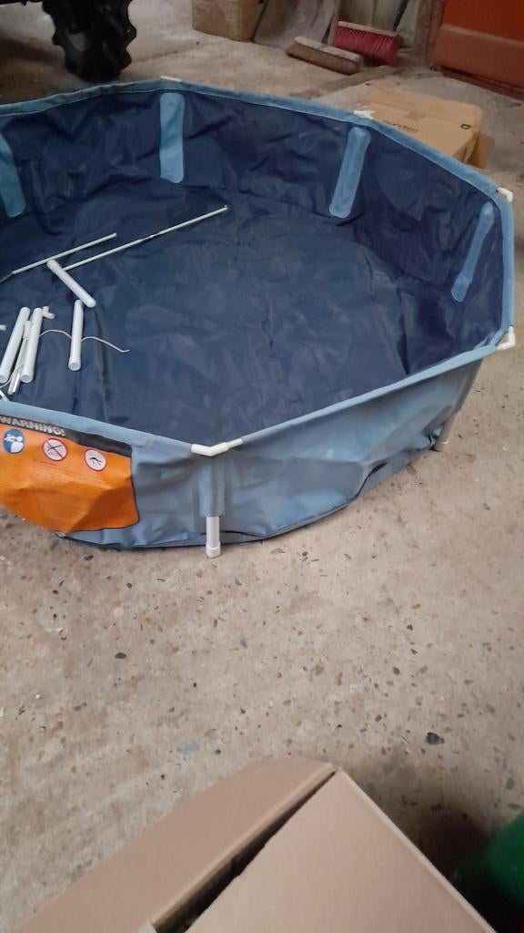 Hondenbad op Pootjes - Diameter 1.40m   € 15.00, Tuin en Terras, Zwembaden, Zo goed als nieuw, Opzetzwembad, Minder dan 80 cm