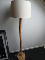 Vloerlamp Kwantum Hout, Huis en Inrichting, Lampen | Vloerlampen, Ophalen, Zo goed als nieuw, Hout