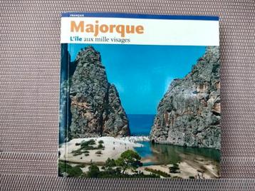 Majorque. L'ile aux mille visages. Prachtige reisgids!! beschikbaar voor biedingen