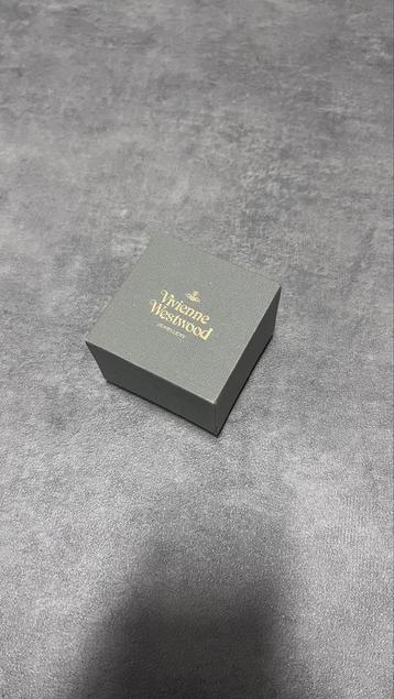 Vivienne Westwood Ketting Hanger beschikbaar voor biedingen
