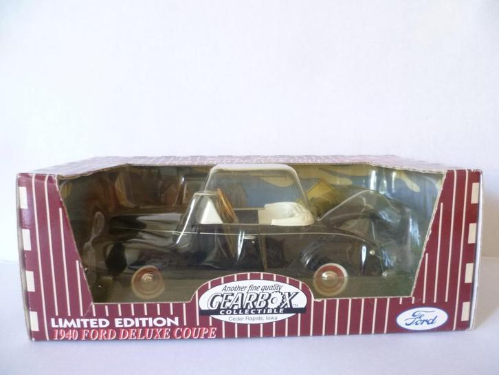 Gear Box 1940 Ford Deluxe Coupe Coin Bank Pedal Car 21cm., Hobby en Vrije tijd, Modelauto's | 1:24, Nieuw, Auto, Overige merken